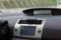 Тримач для телефону, кріплення на дефлектор повітропроводу